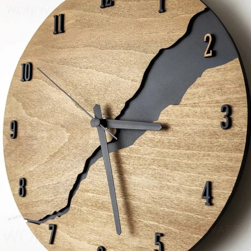 The Cracking Clock